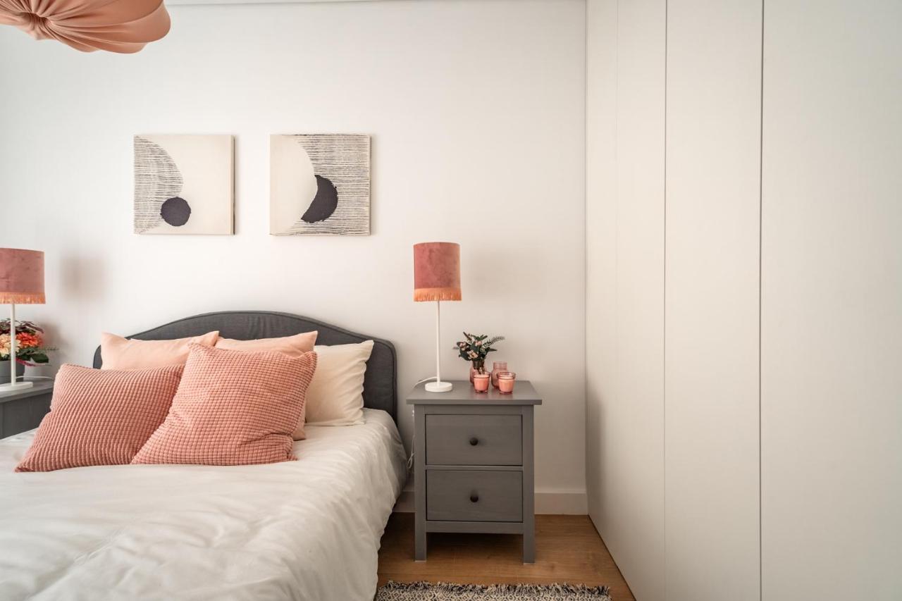 Akicity Anjos Rose Apartment